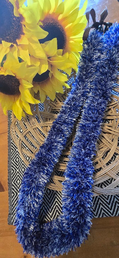 Handmade Feather Yarn Lei